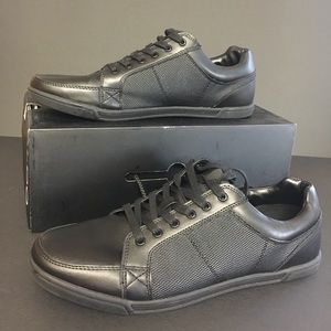 Aldo “Nivaux” Size 11 Black, leather. Good as new!